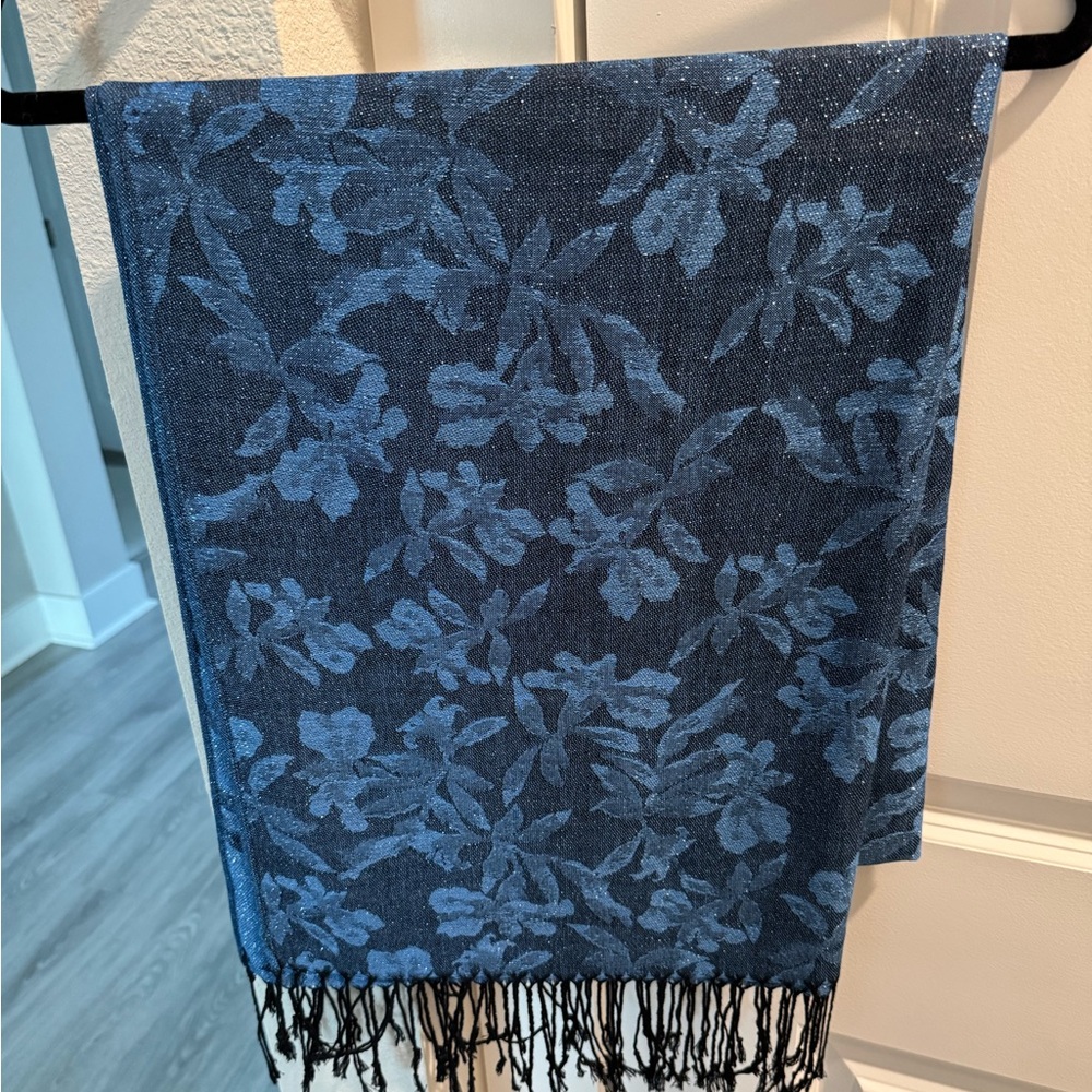Beautiful Blue Scarf/Wrap